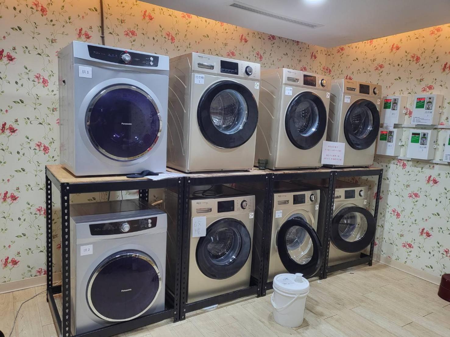 Hotel Champs Elysees Taichung Eksteriør billede