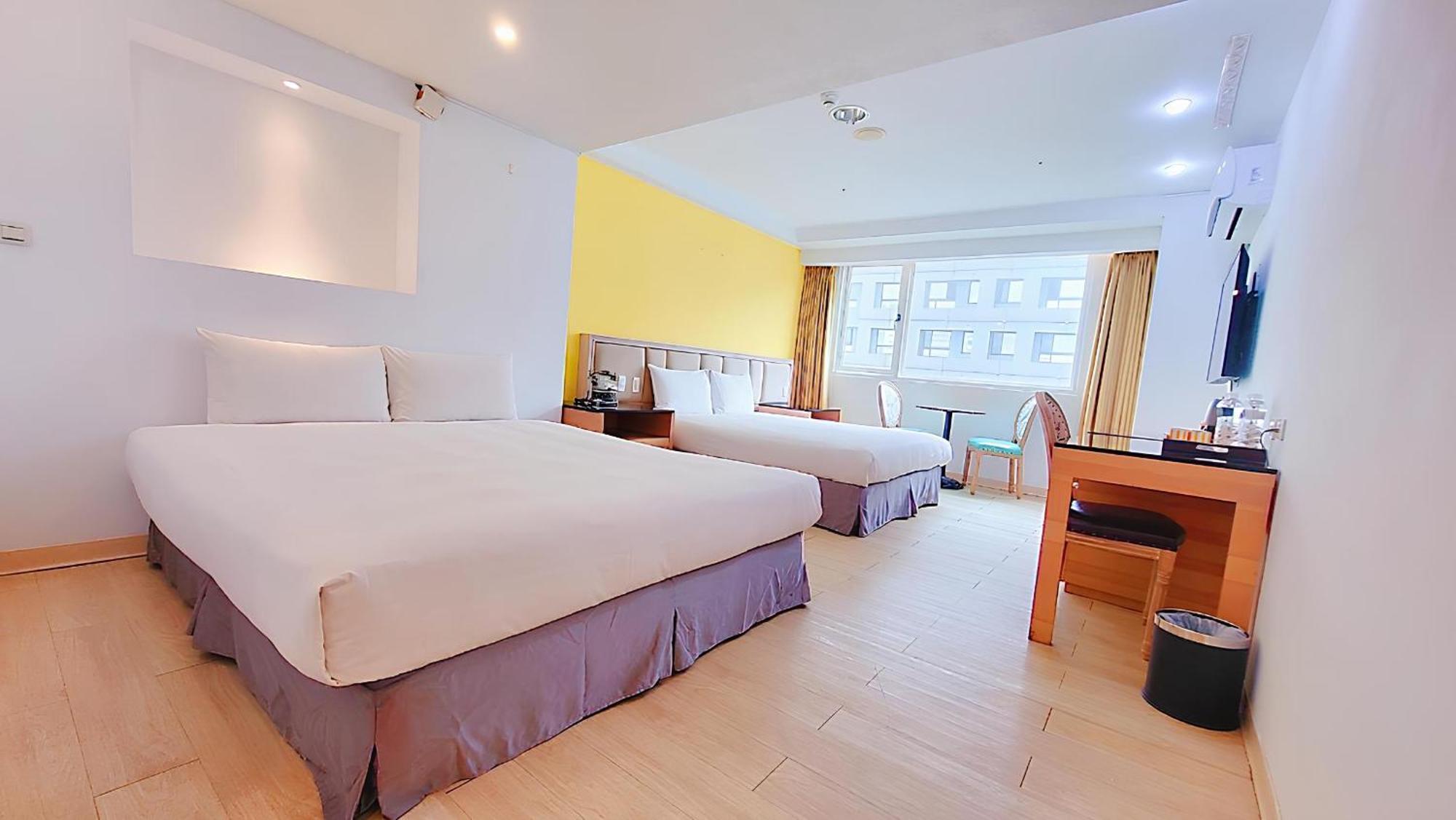 Hotel Champs Elysees Taichung Eksteriør billede