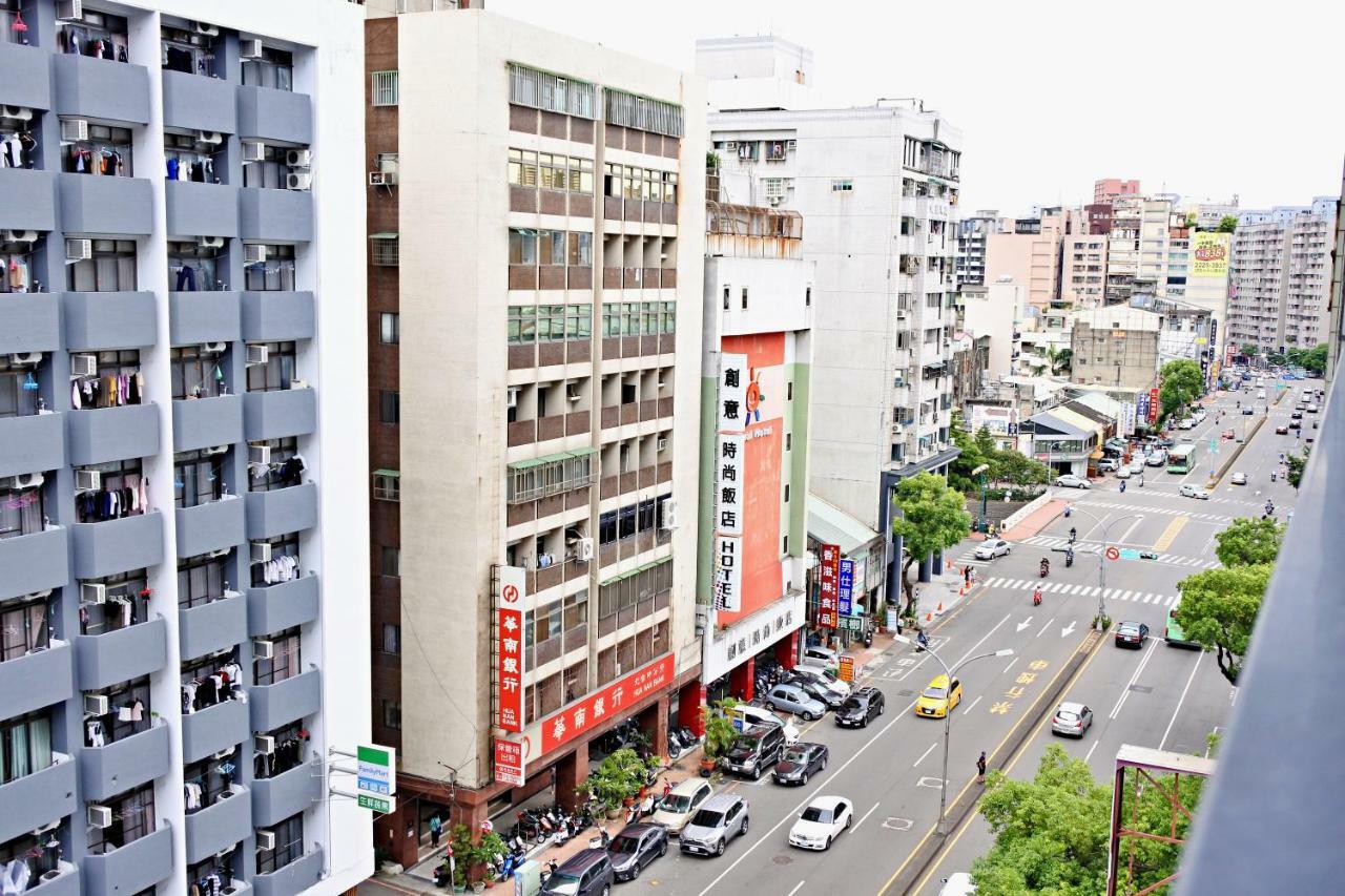 Hotel Champs Elysees Taichung Eksteriør billede