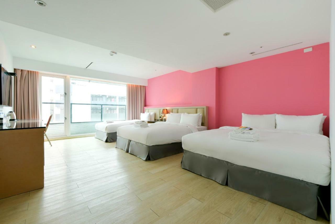 Hotel Champs Elysees Taichung Eksteriør billede