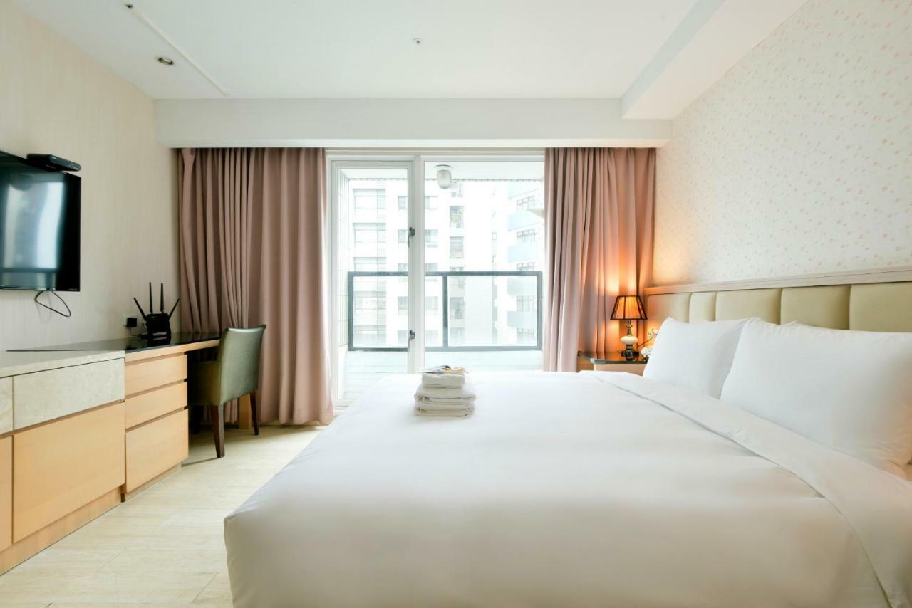Hotel Champs Elysees Taichung Eksteriør billede