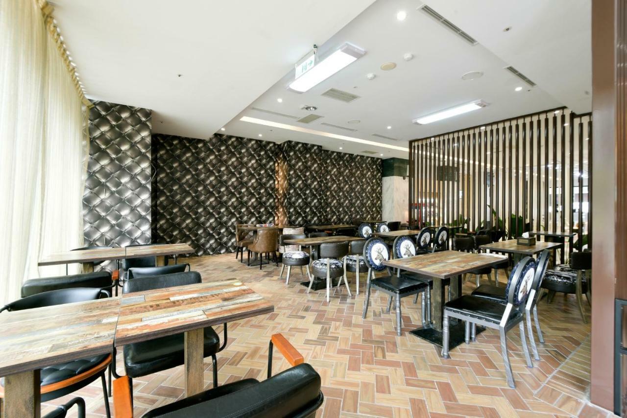 Hotel Champs Elysees Taichung Eksteriør billede