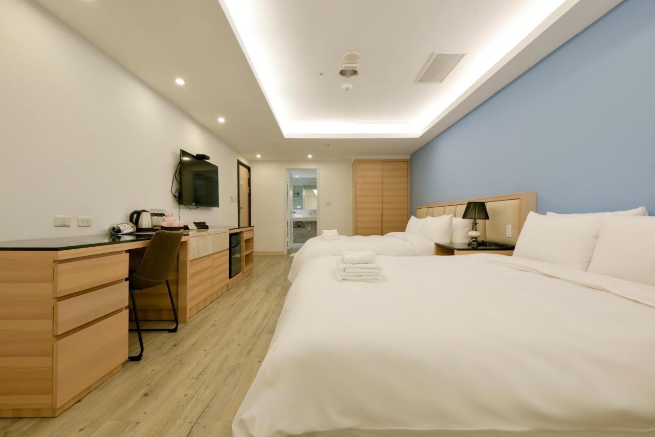 Hotel Champs Elysees Taichung Eksteriør billede
